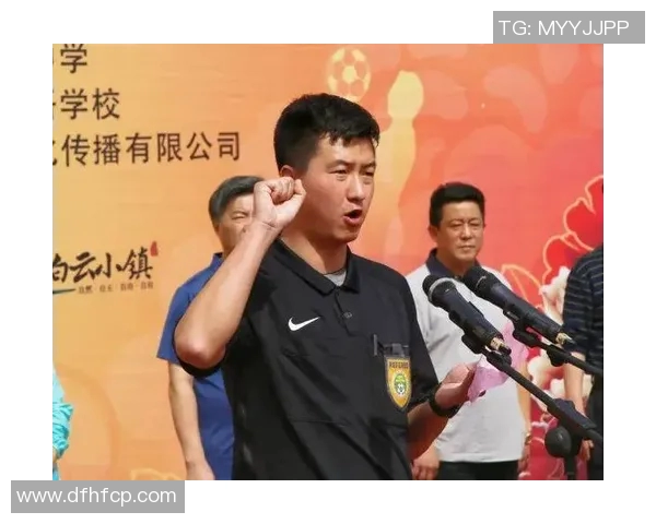 刘星与足球明星神似瞬间合集引发热议网友纷纷点赞评论不断